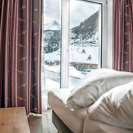 Martinus Apartment *