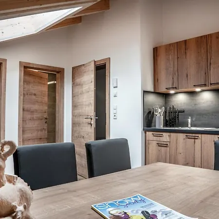 Martinus Apartment *